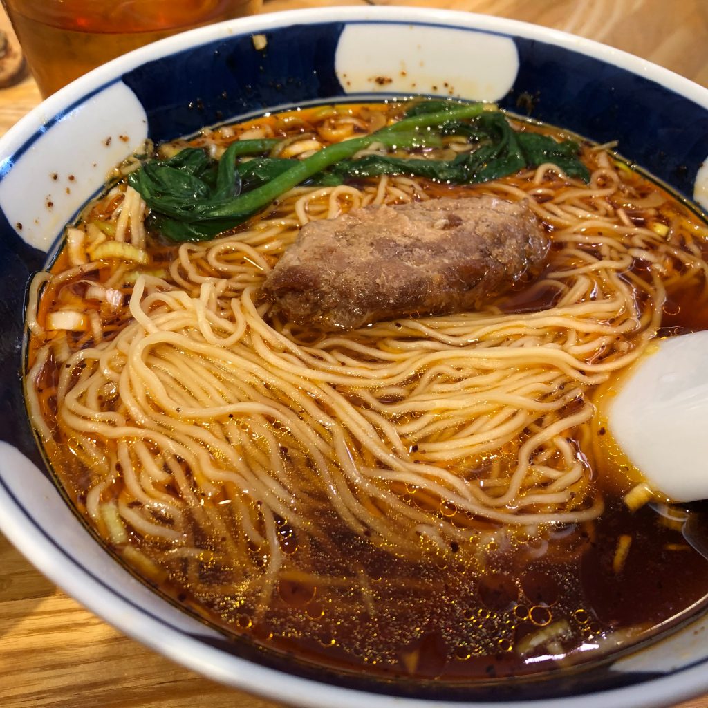 支那そば　はしご　酸紅麺