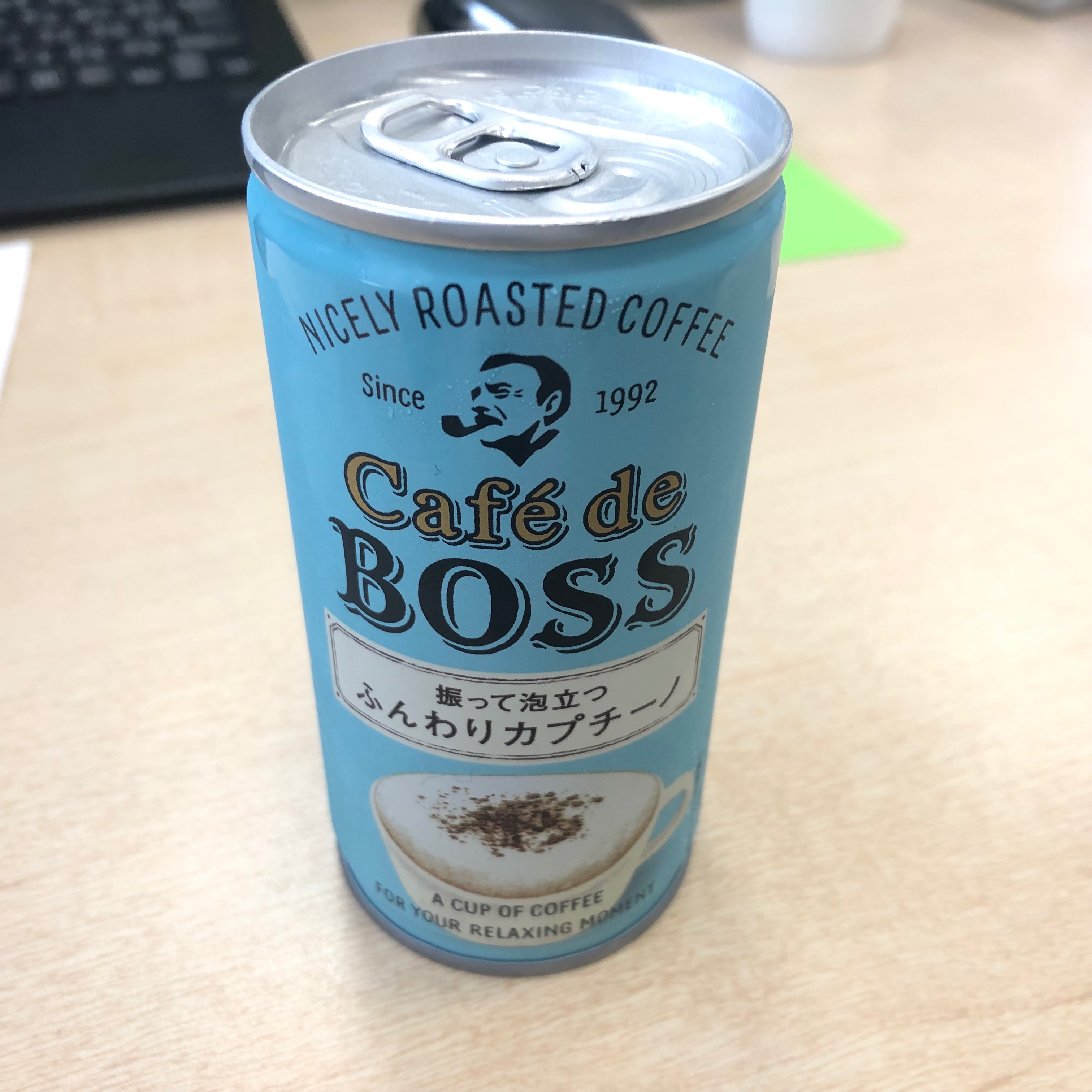 Cafe de BOSS 振って泡立つふんわりカプチーノ