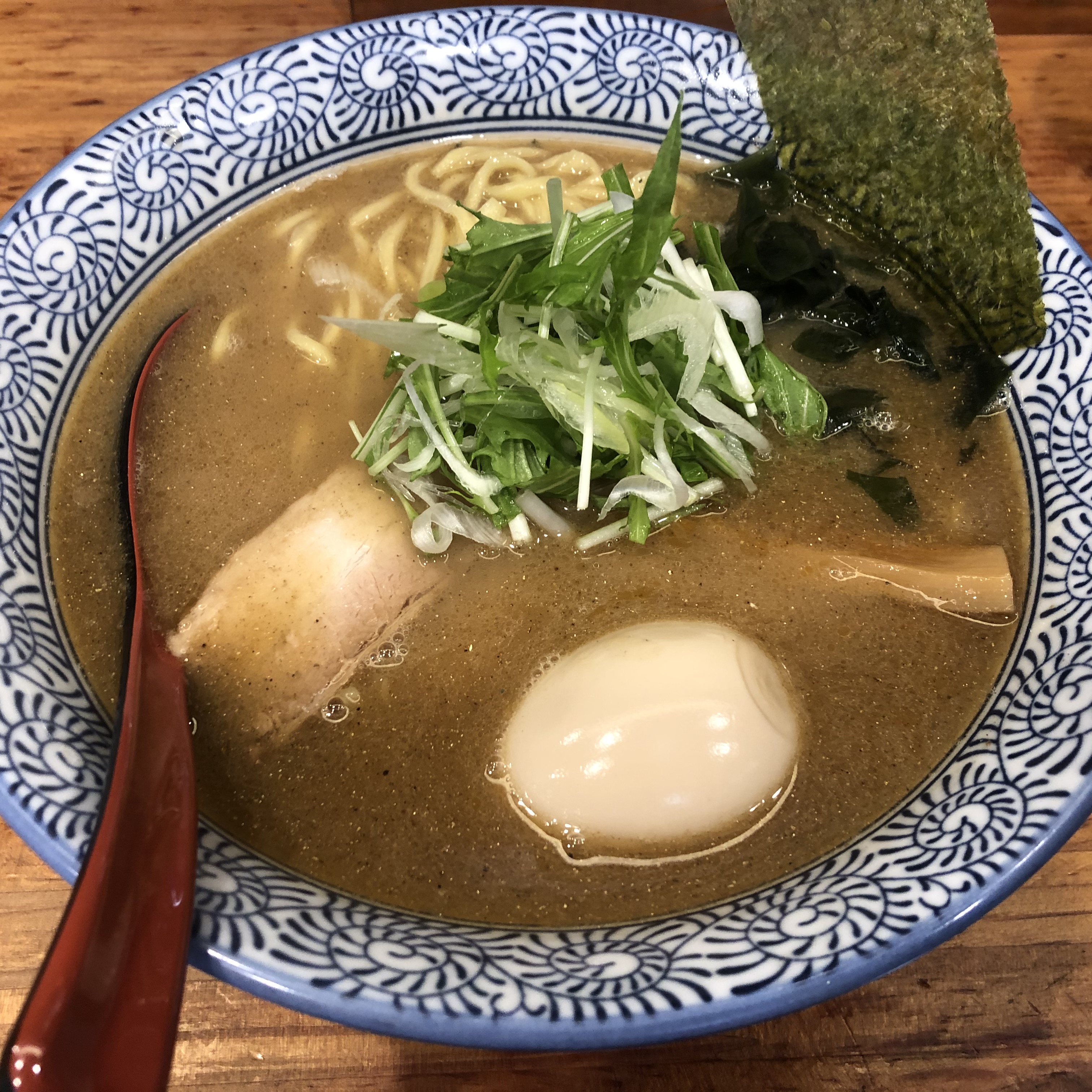 赤坂麺処 友 の醤油ラーメン