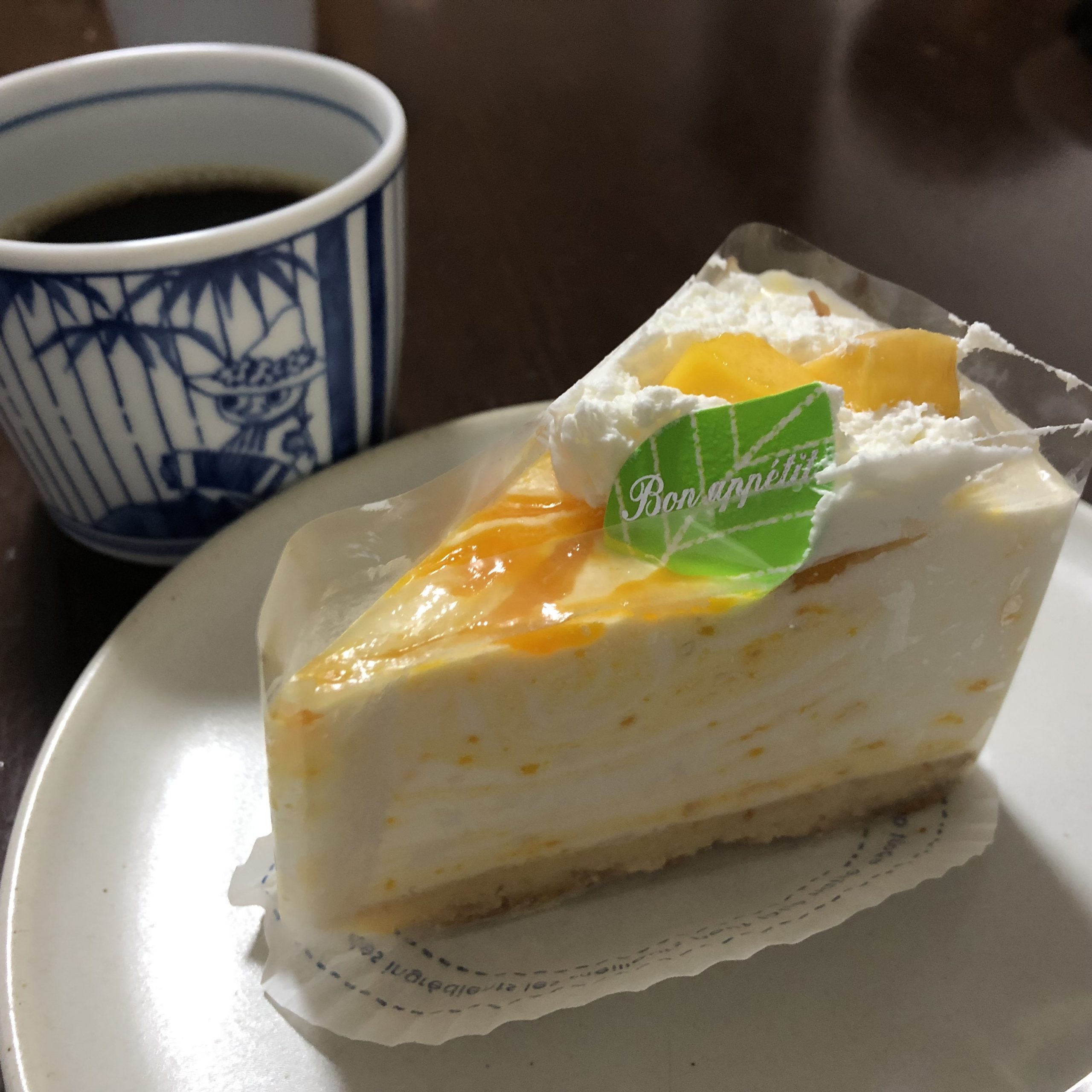 パッパパスタのマンゴーレアチーズケーキ