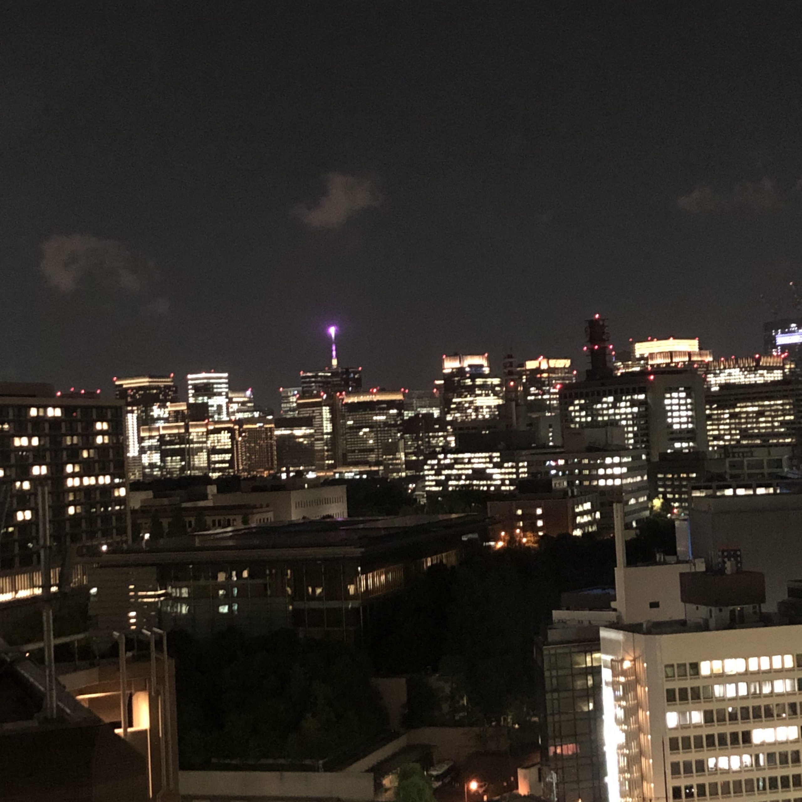 赤坂から丸の内方向の夜景