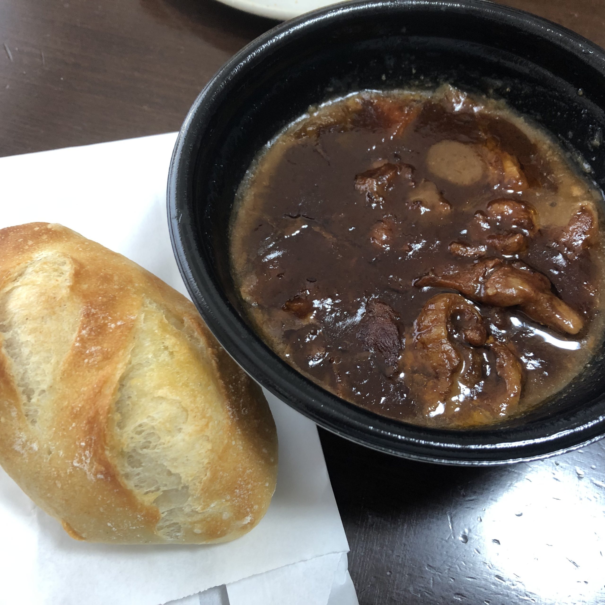 ブランチ：カモベーカリーのビーフシチュー（2021/11/6）