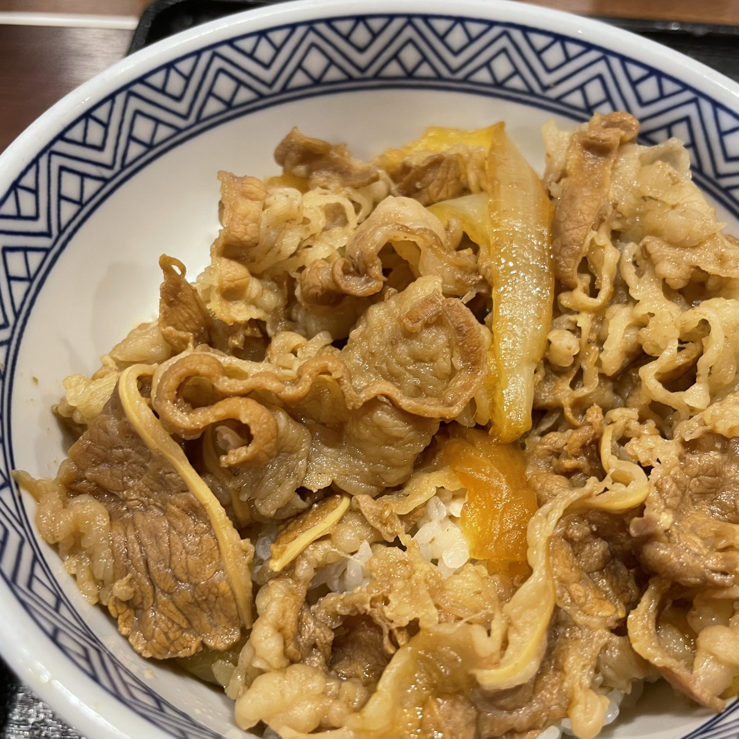 ランチ：吉野家のキムチ牛丼（2022/1/17）