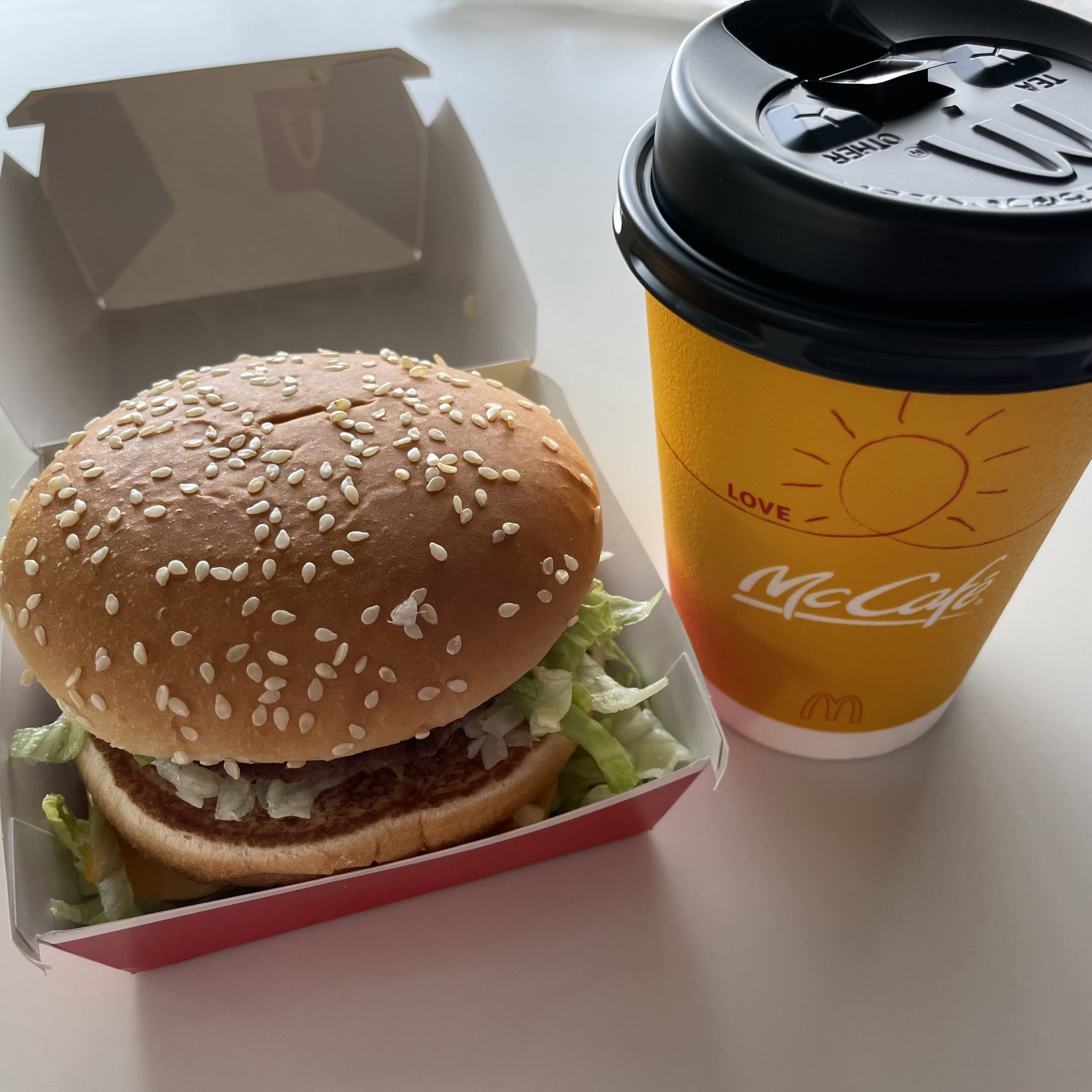 ランチ：ビックマックのコンビ（2022/2/2）