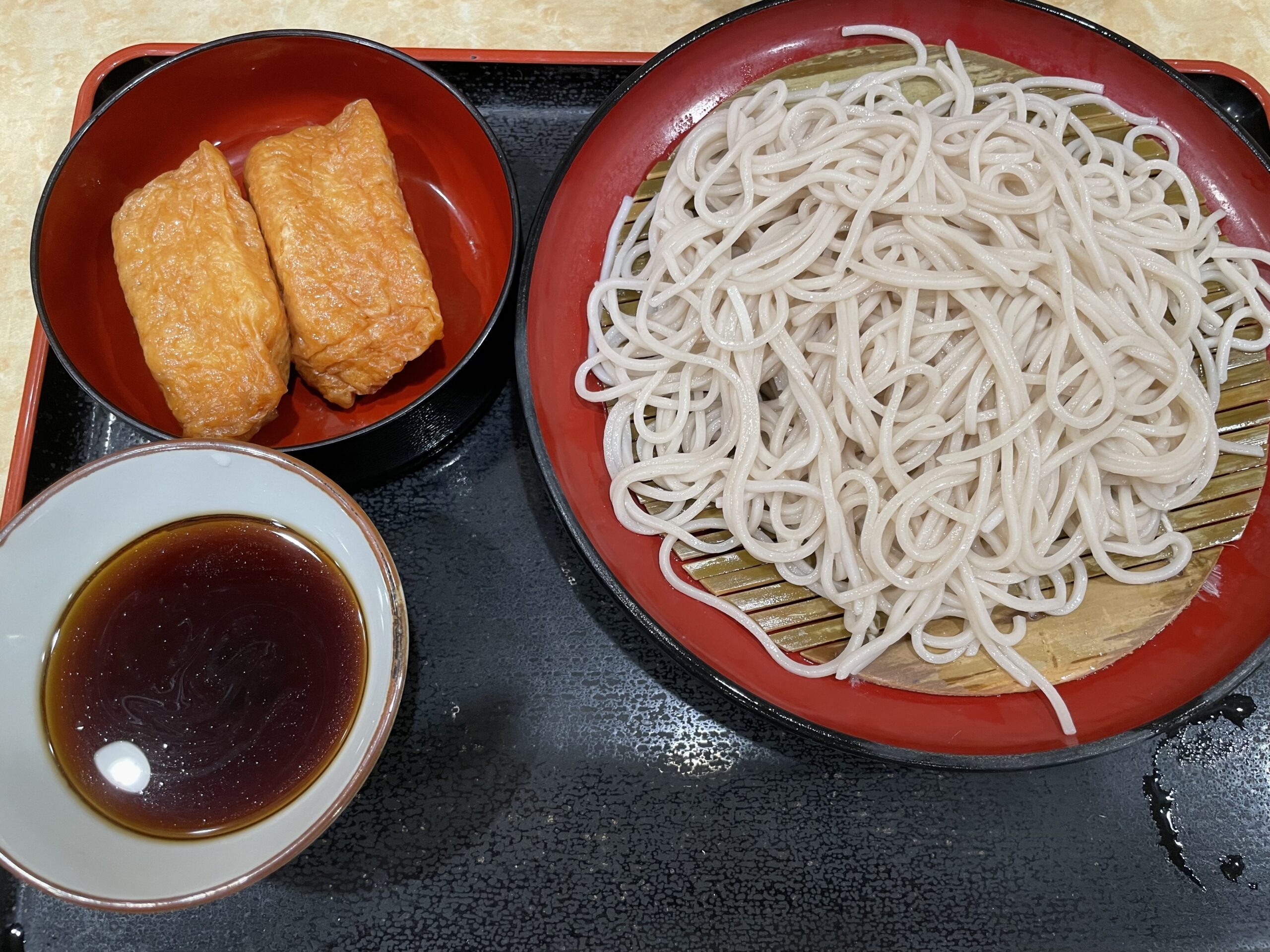 ランチ：もりそばといなり寿司（2023/8/4）