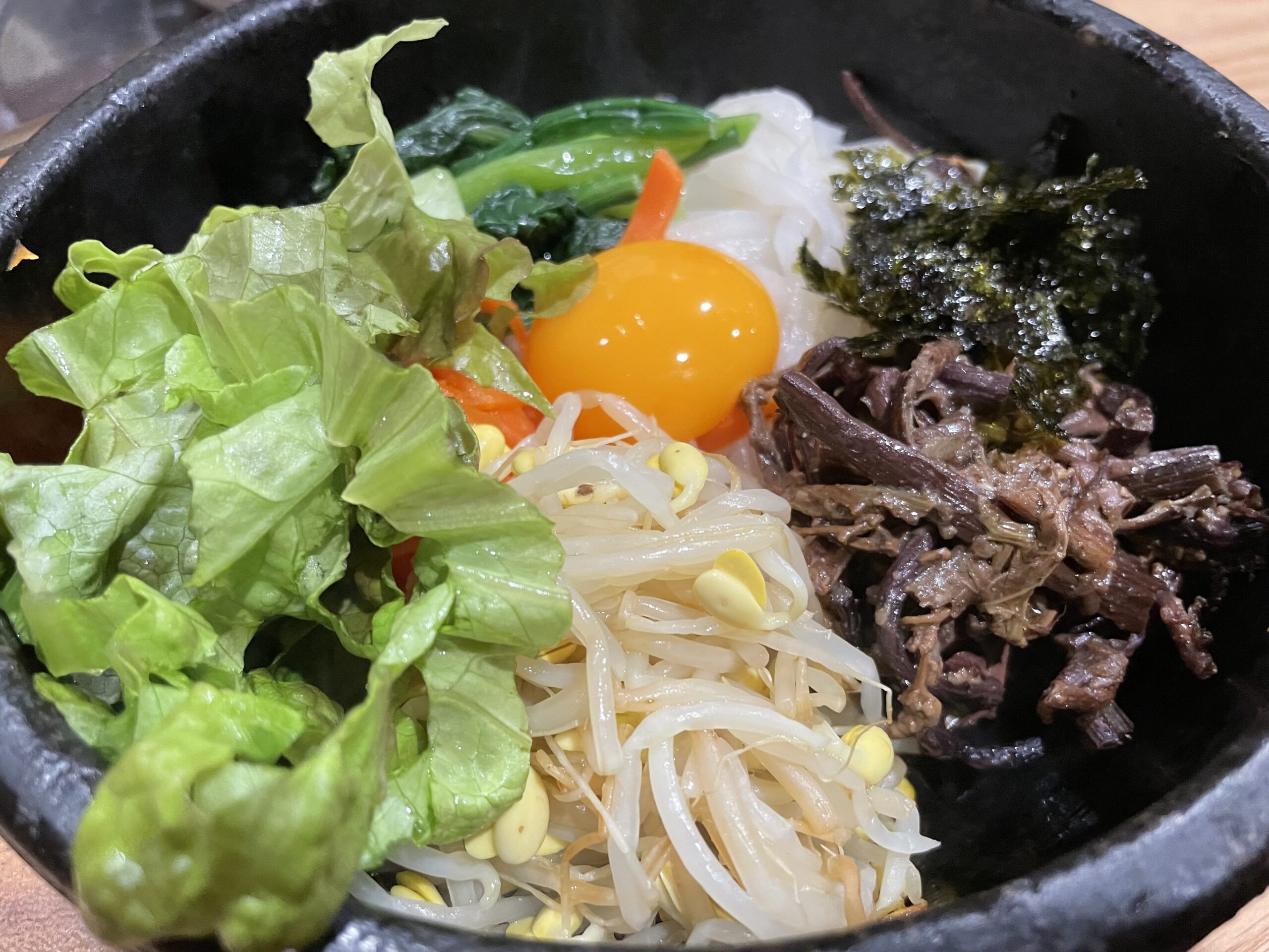 ランチ：青松の石焼ビビンパ（2023/12/18）