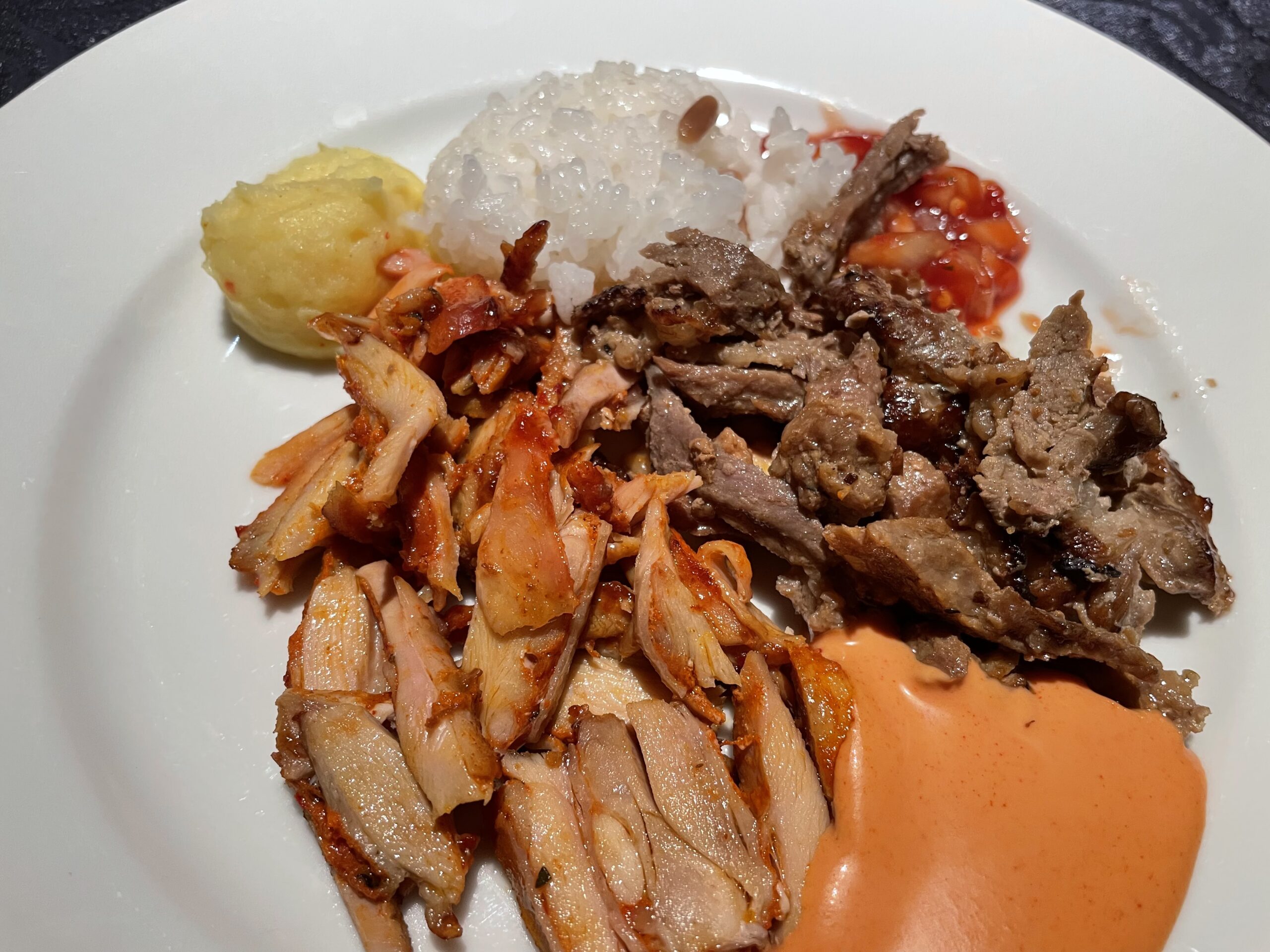 ランチ：ミックスケバブセット（2024/1/16）