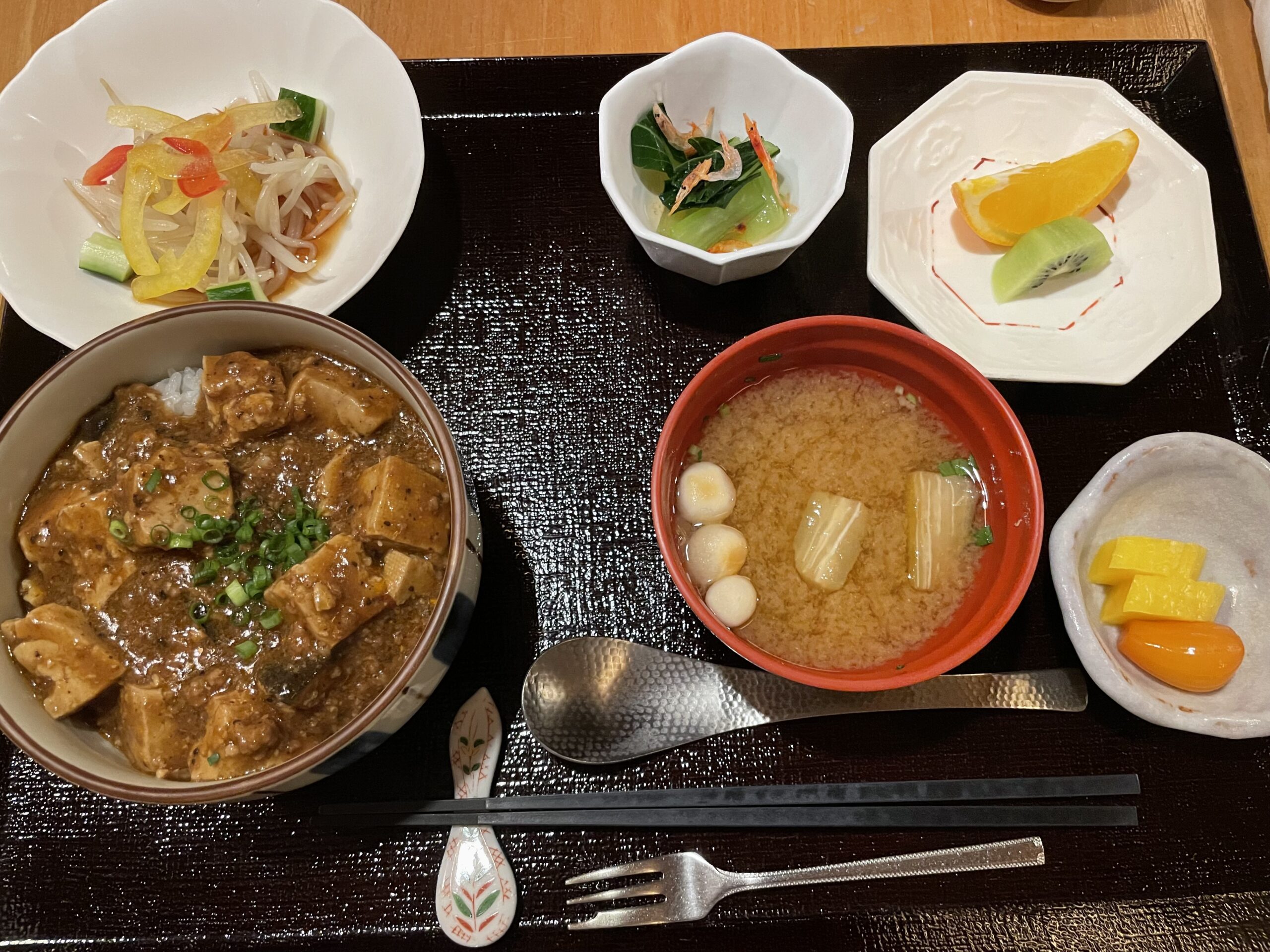 ランチ:木都里亭の麻婆丼(2024/6/25)