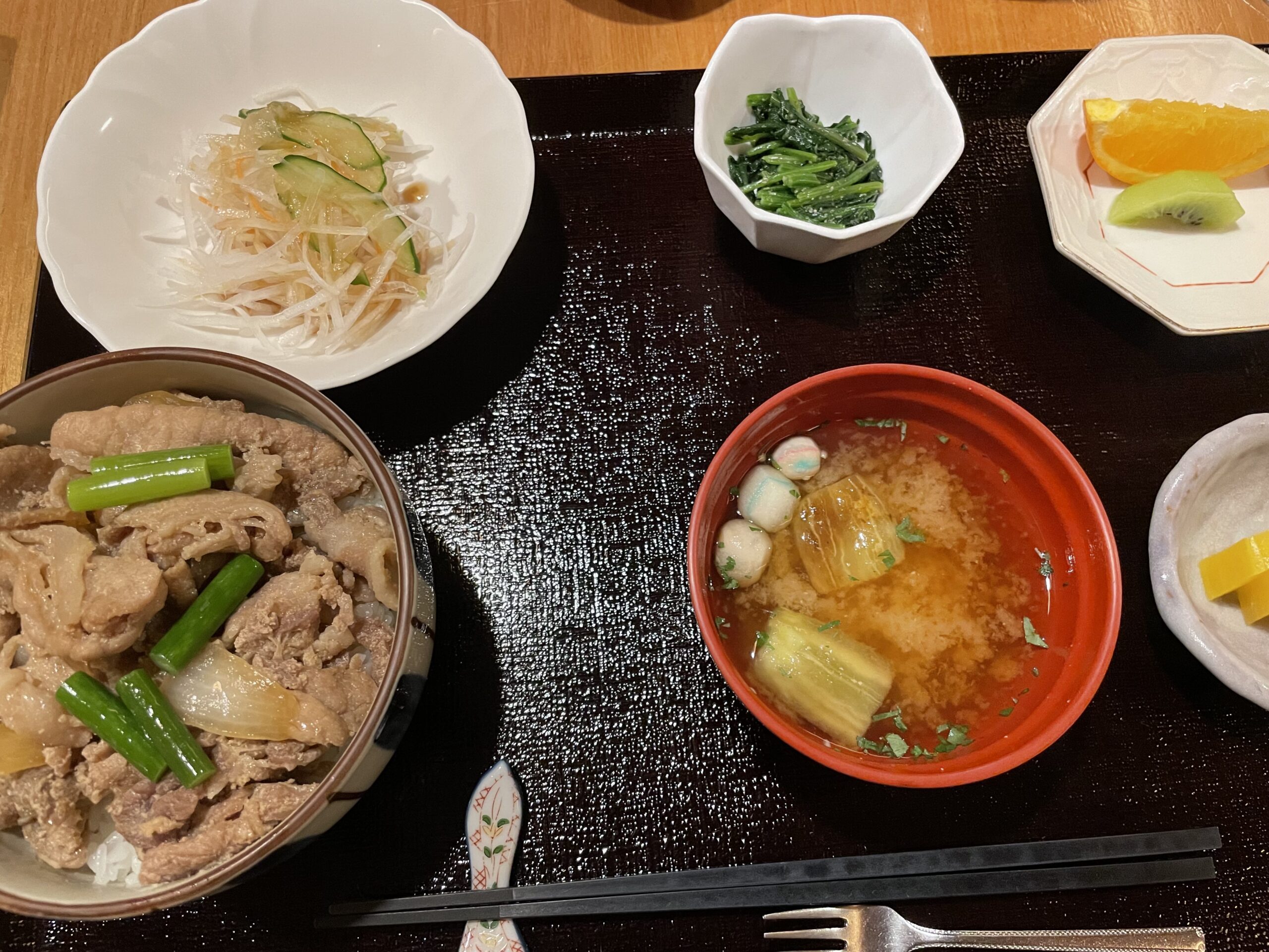 ランチ：生姜焼き丼（2024/9/12）