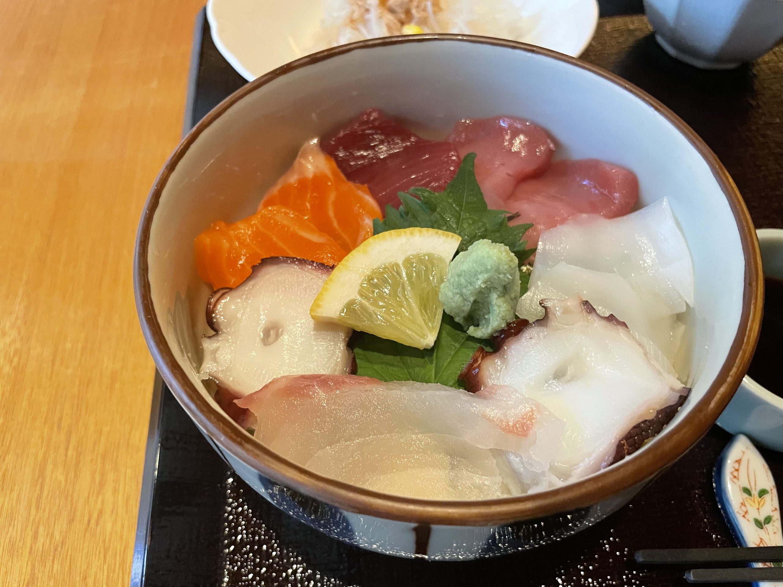 ランチ：木都里亭の海鮮丼（2025/1/10）