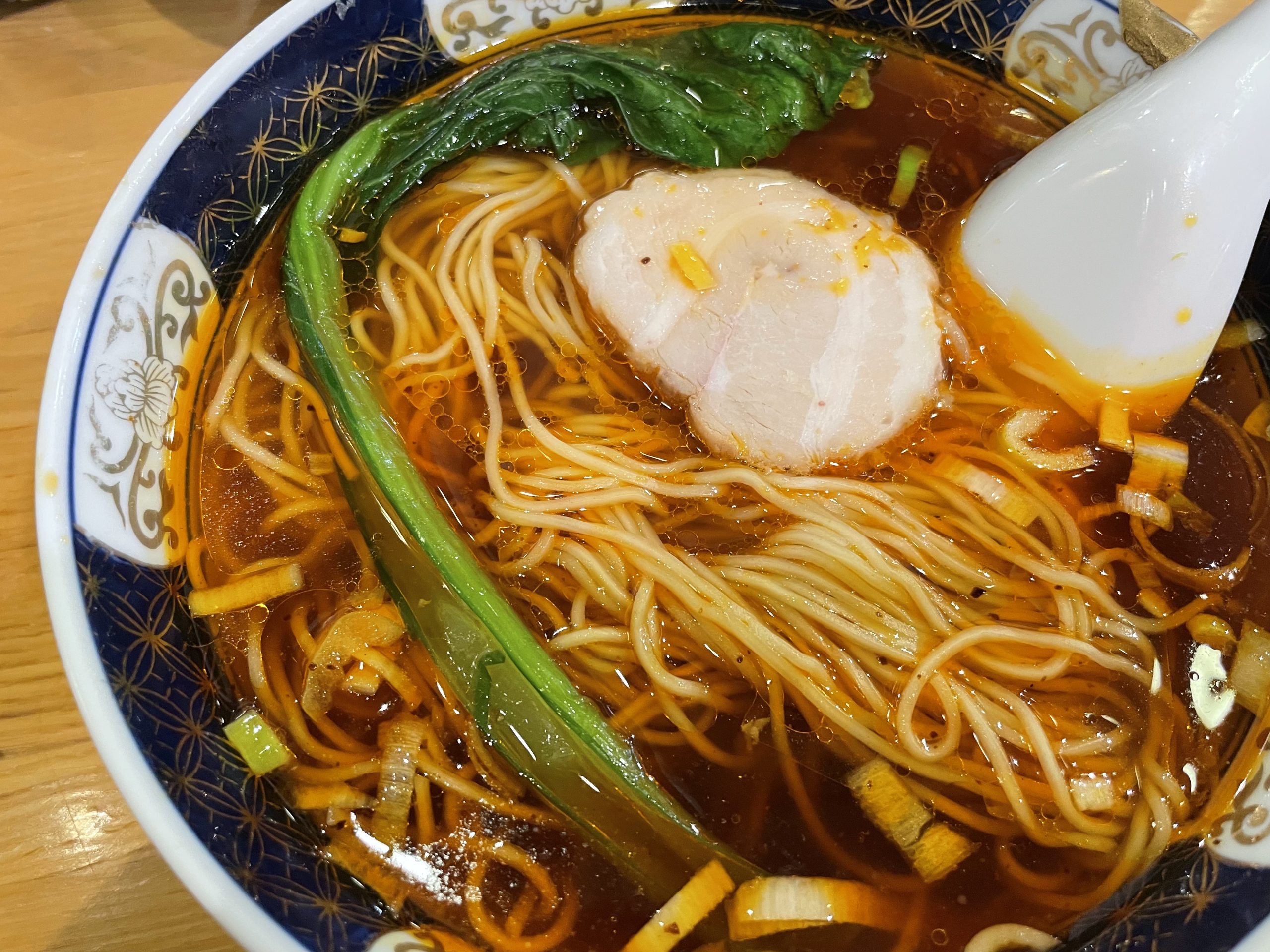 ランチ:はしごの酸紅麺(2026/4/10)