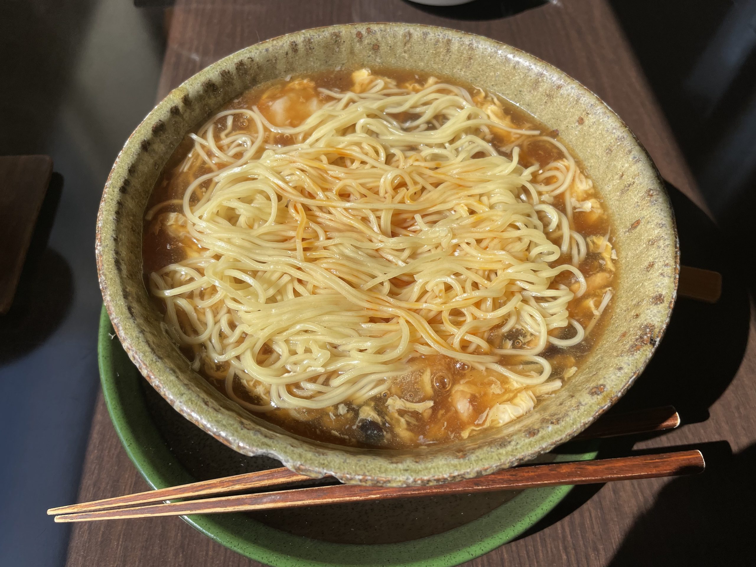 ランチ:露天の北京酸辣湯麺(2026/10/9)